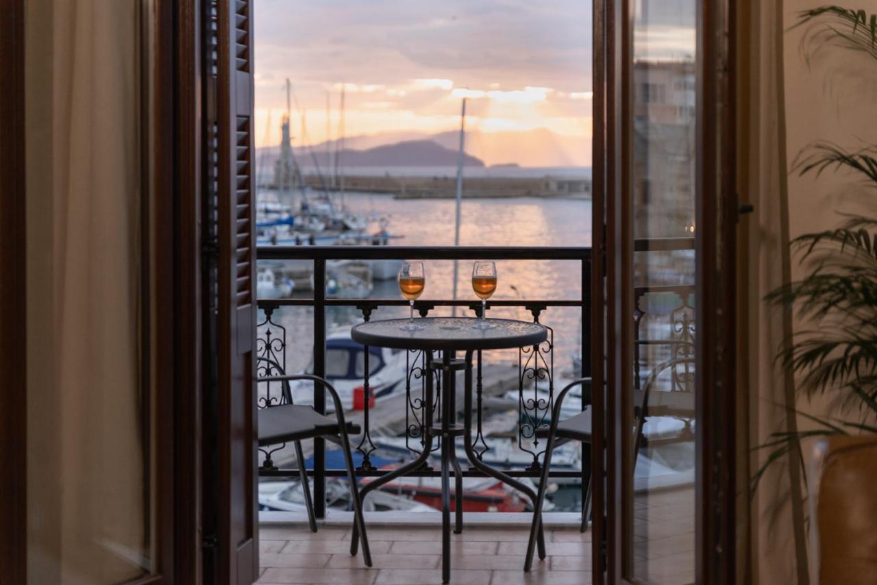 Destino Overlooking The Venetian Port Of Chania * Chrissi Akti Chania