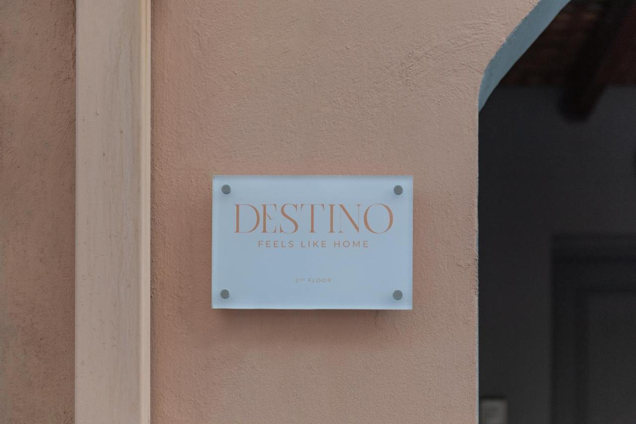 Apartamento Destino Overlooking The Venetian Port Of Chania *