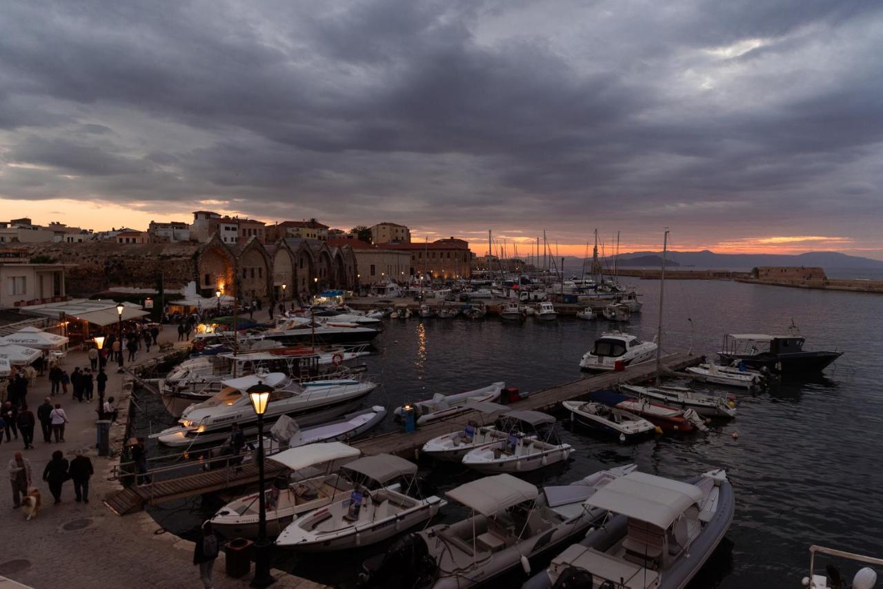 Apartamento Destino Overlooking The Venetian Port Of Chania *
