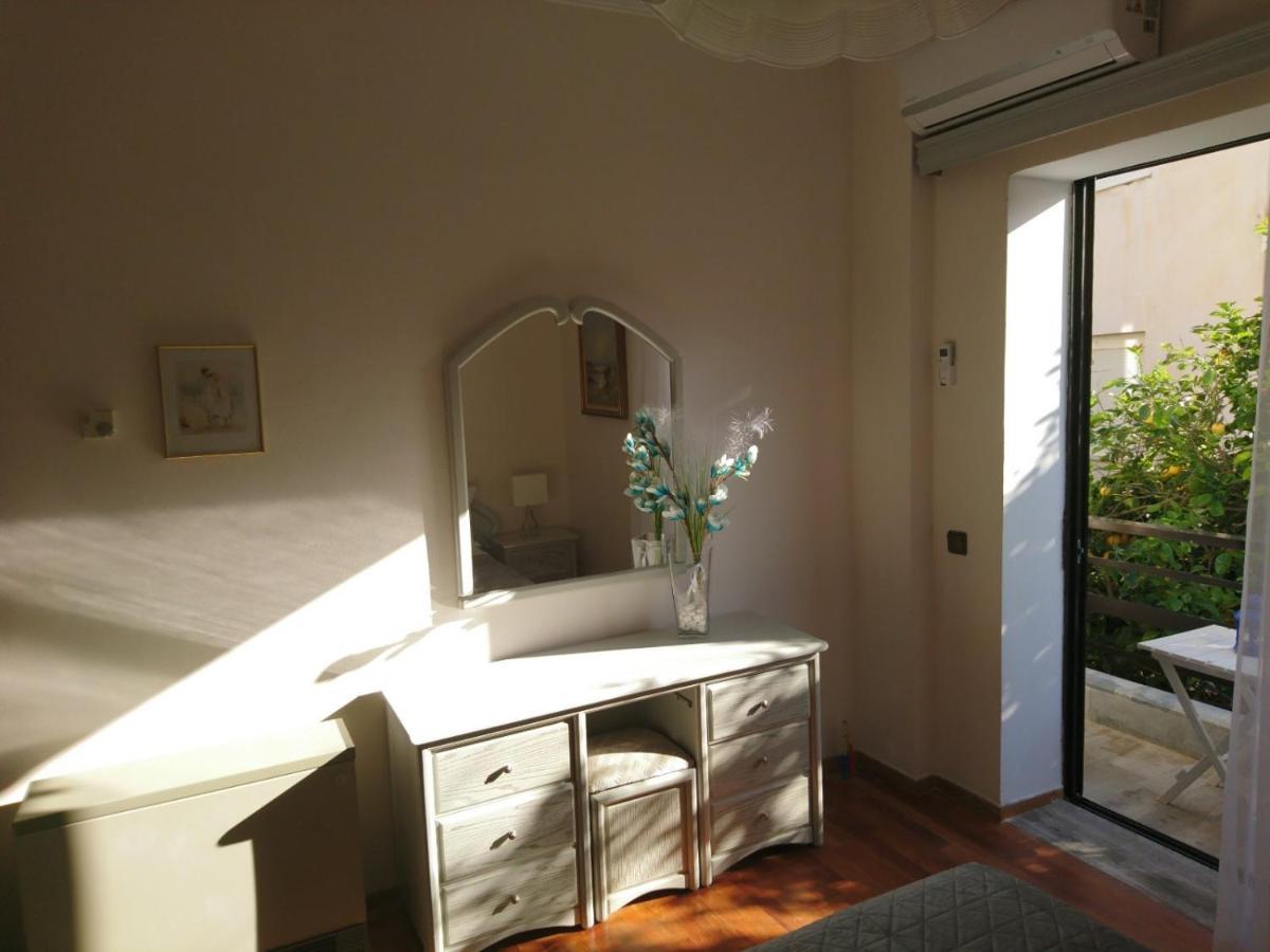Sunny Family In Chania Close To The Sea Apartment *
