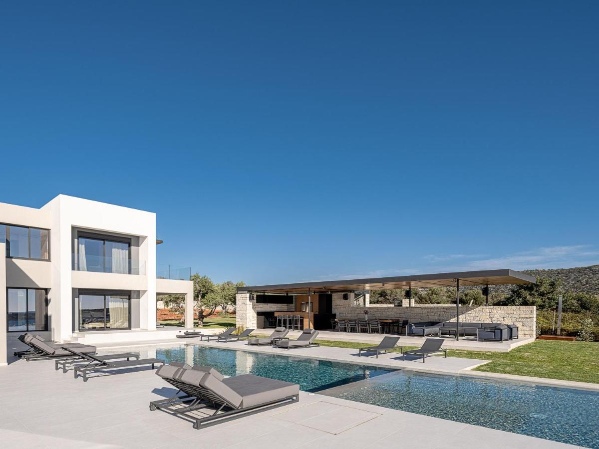 Searenity Villa *