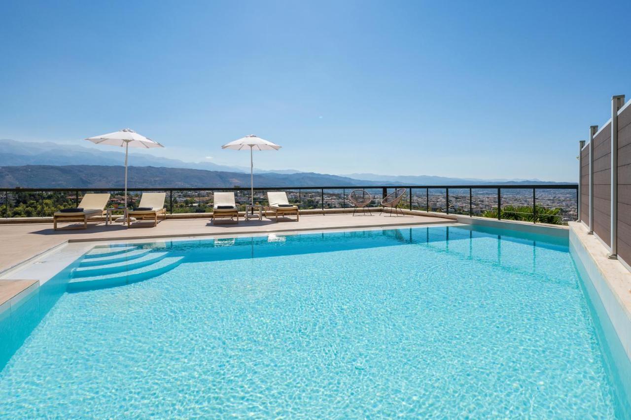Villa View - Heated Pool & Gym - Majestic Views - 5 Min Drive From Center *