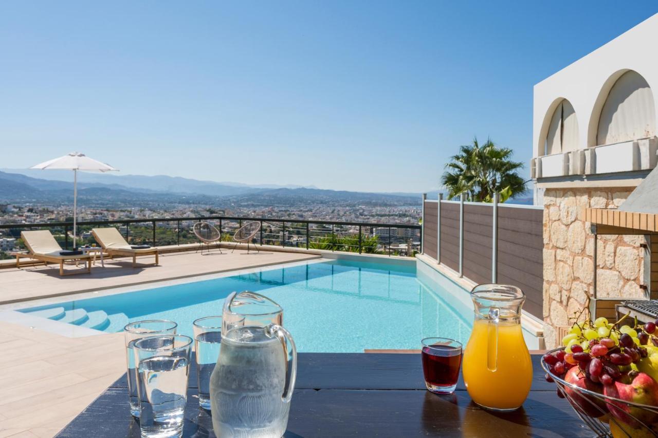 View - Heated Pool & Gym - Majestic Views - 5 Min Drive From Center Villa *