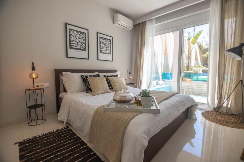 G&m Luxury With Pool Apartment *
