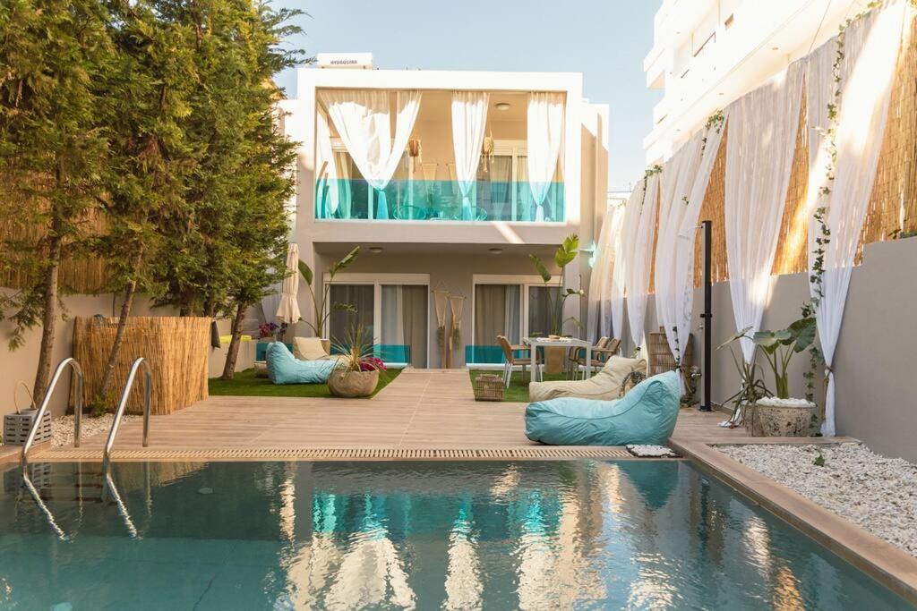 G&m Luxury With Pool Apartment
