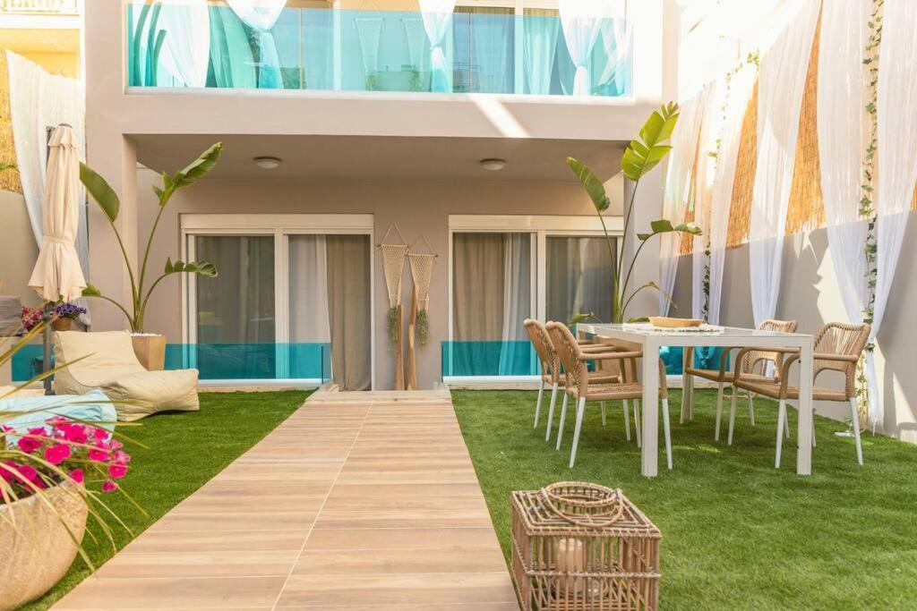 G&m Luxury With Pool