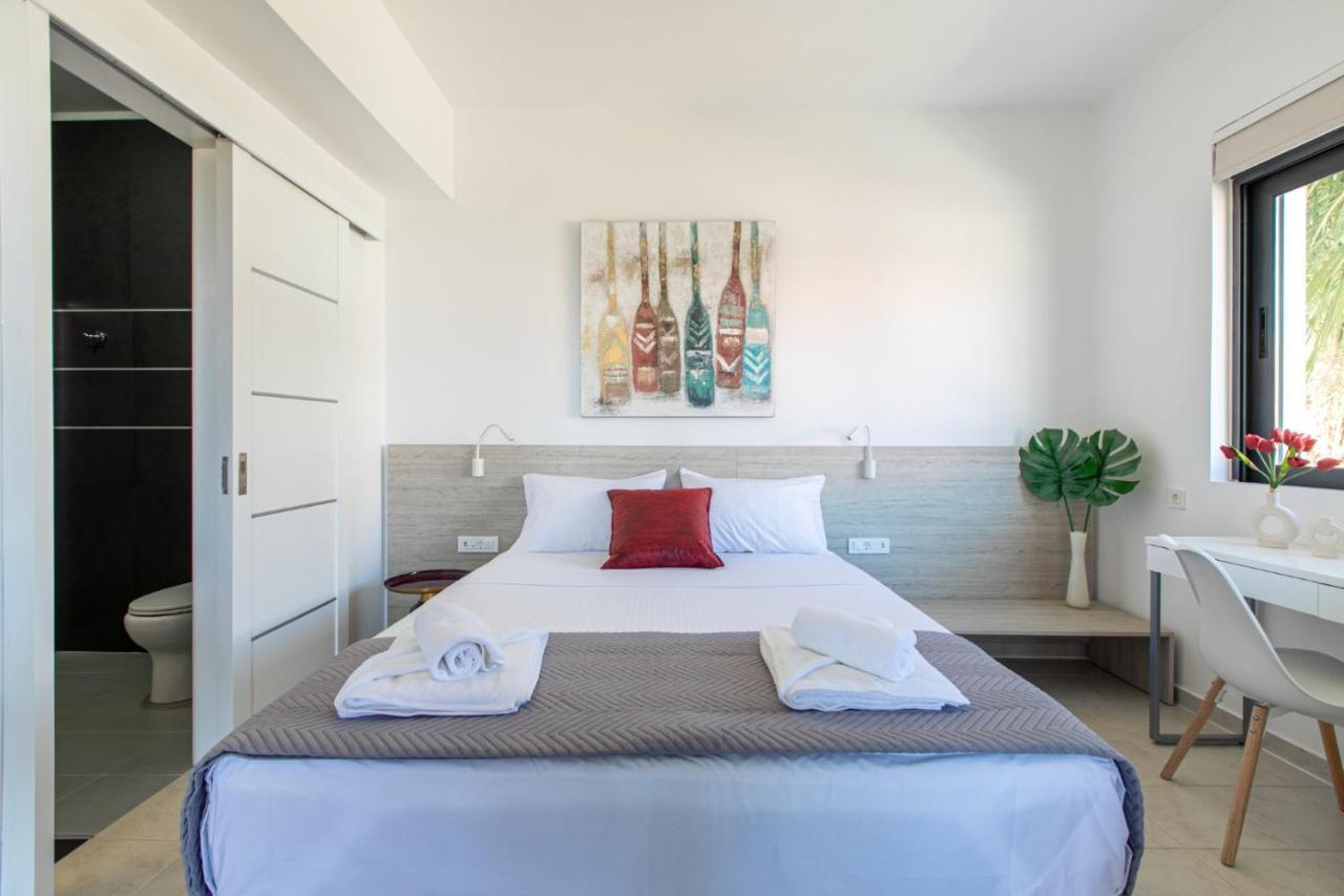 Crystal Waves Lux Villa-homeleader Villa