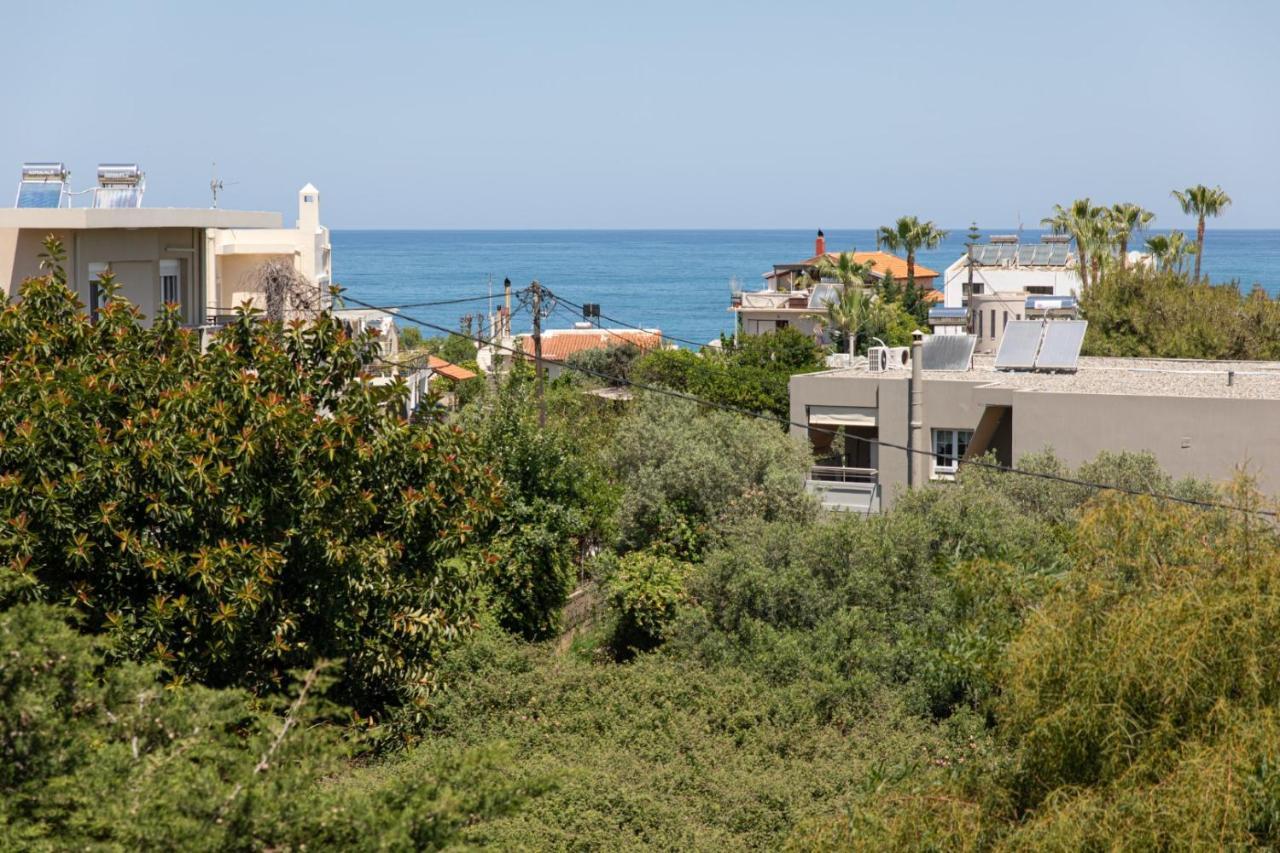 Villa Crystal Waves Lux Villa-homeleader