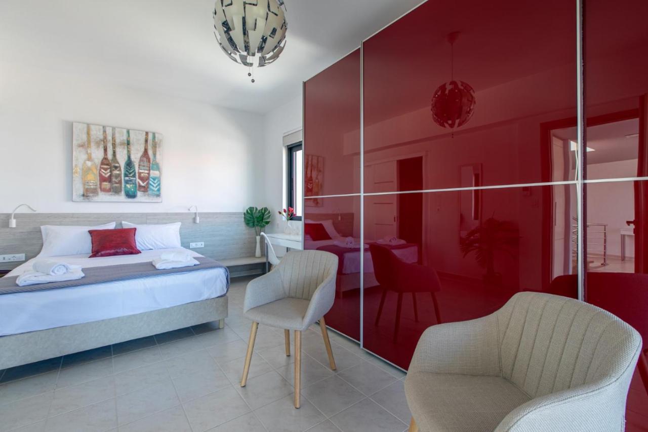 Crystal Waves Lux Villa-homeleader Villa