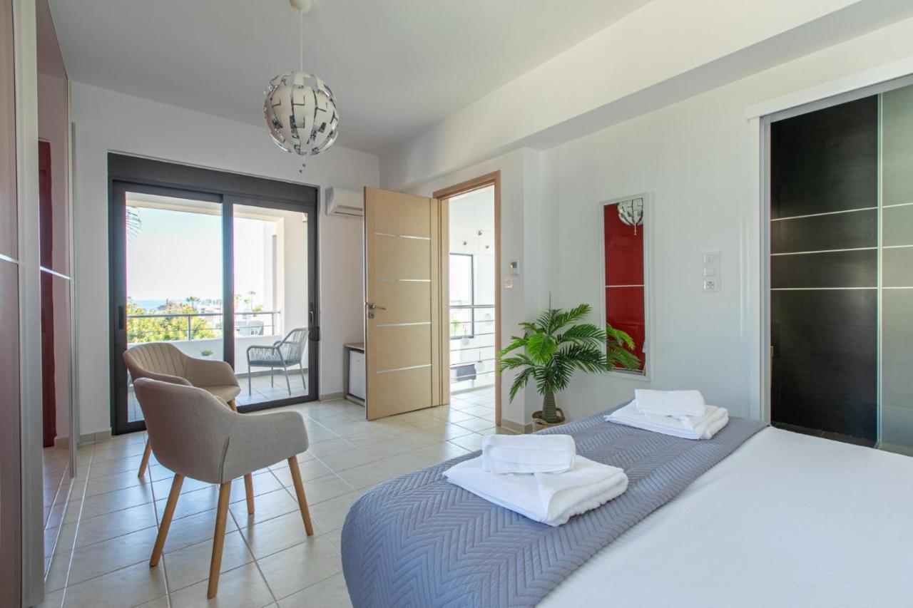 Villa Crystal Waves Lux Villa-homeleader *