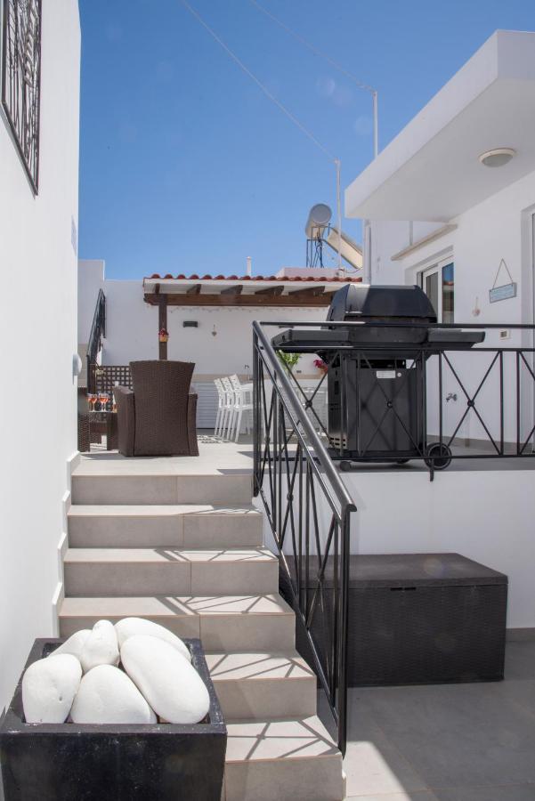 Summer Time Villa Chania (Crete)