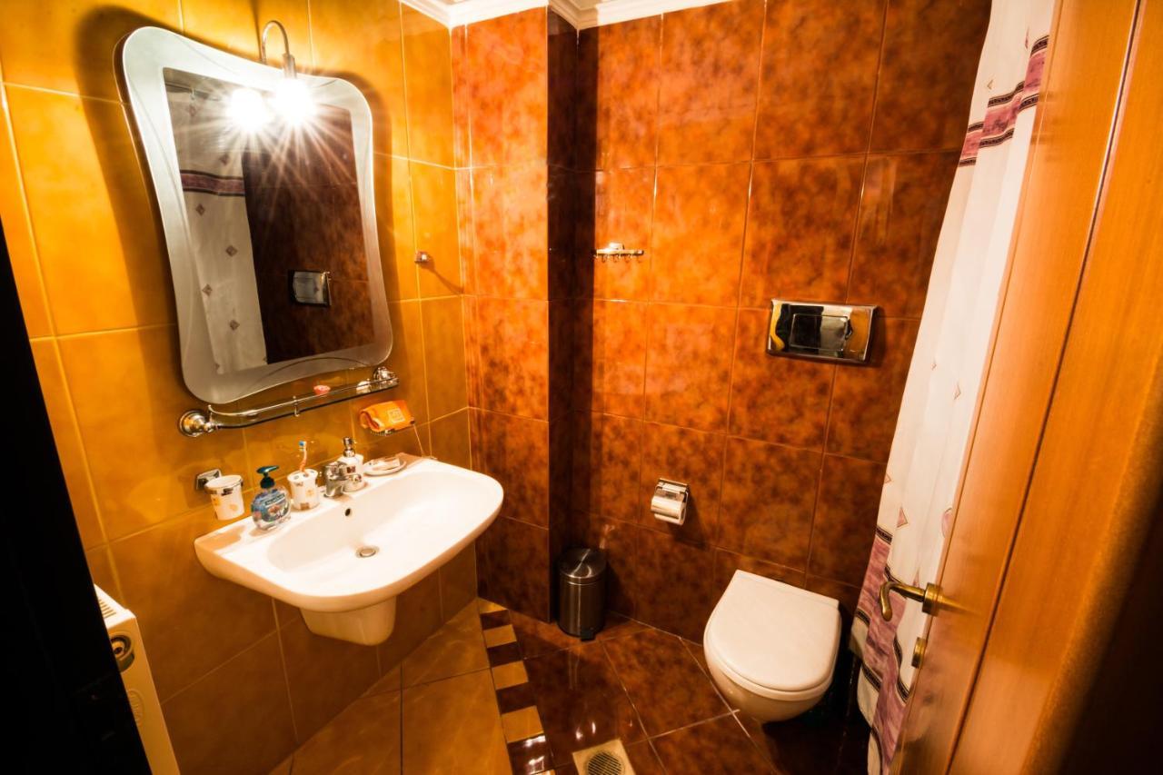 Electra's House Apartment *