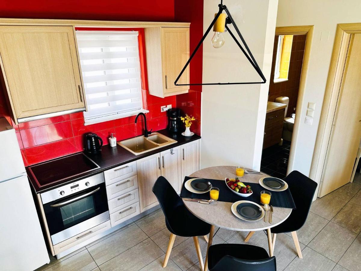 Cozy Snuggle- 2min To Beach, 6min Walk To Old Town Apartment *