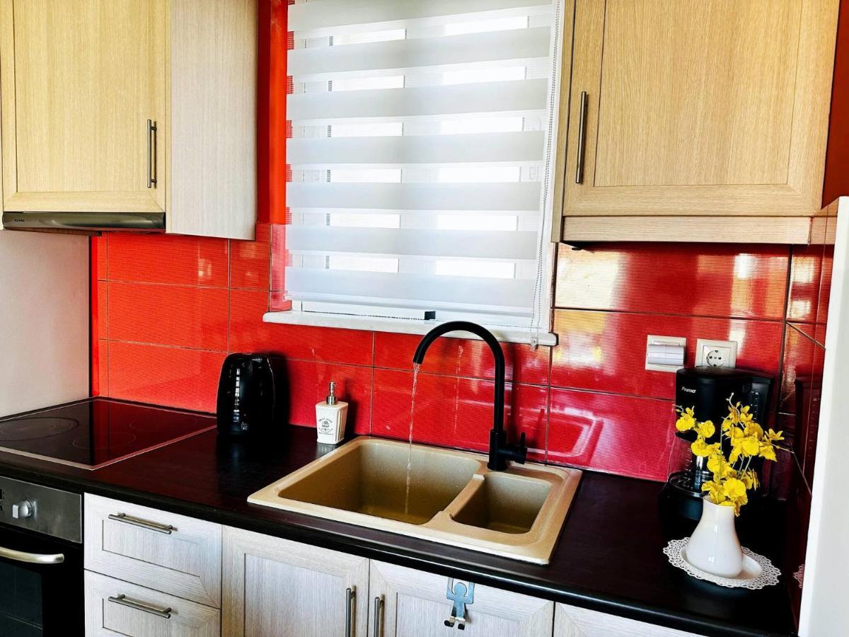 Cozy Snuggle- 2min To Beach, 6min Walk To Old Town *