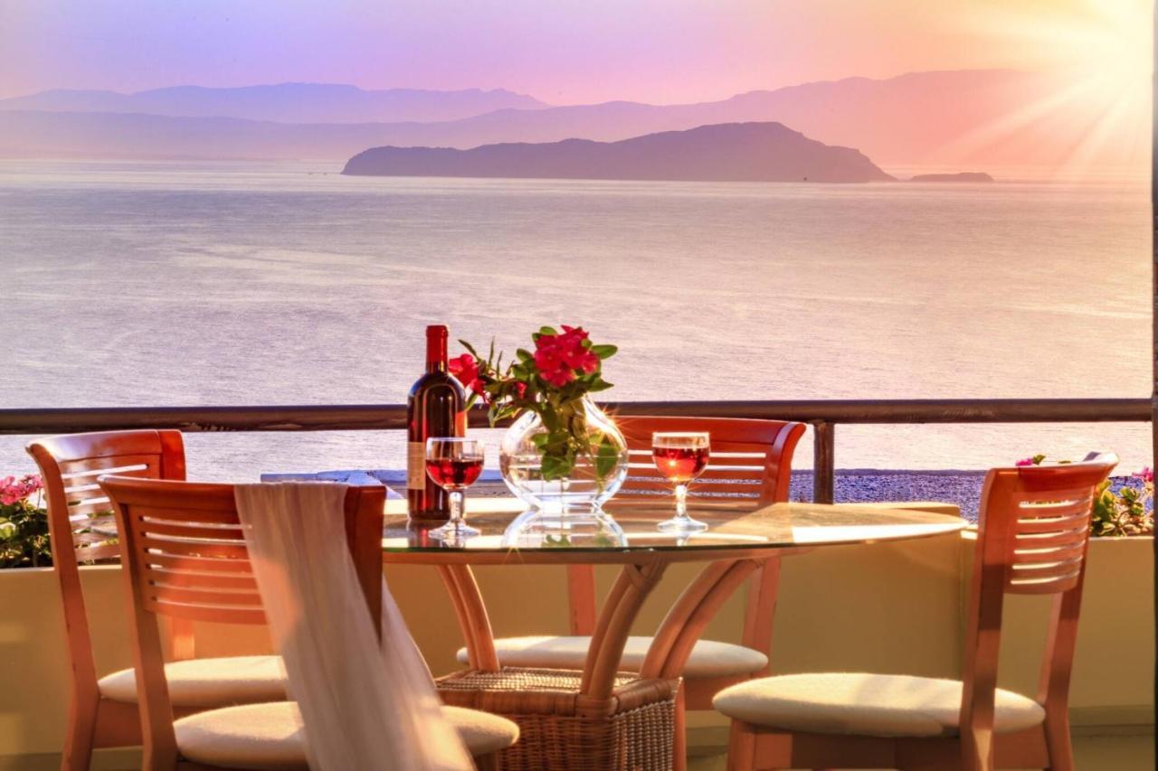 Koralia - Chanias Card Postal Majestic View Villa