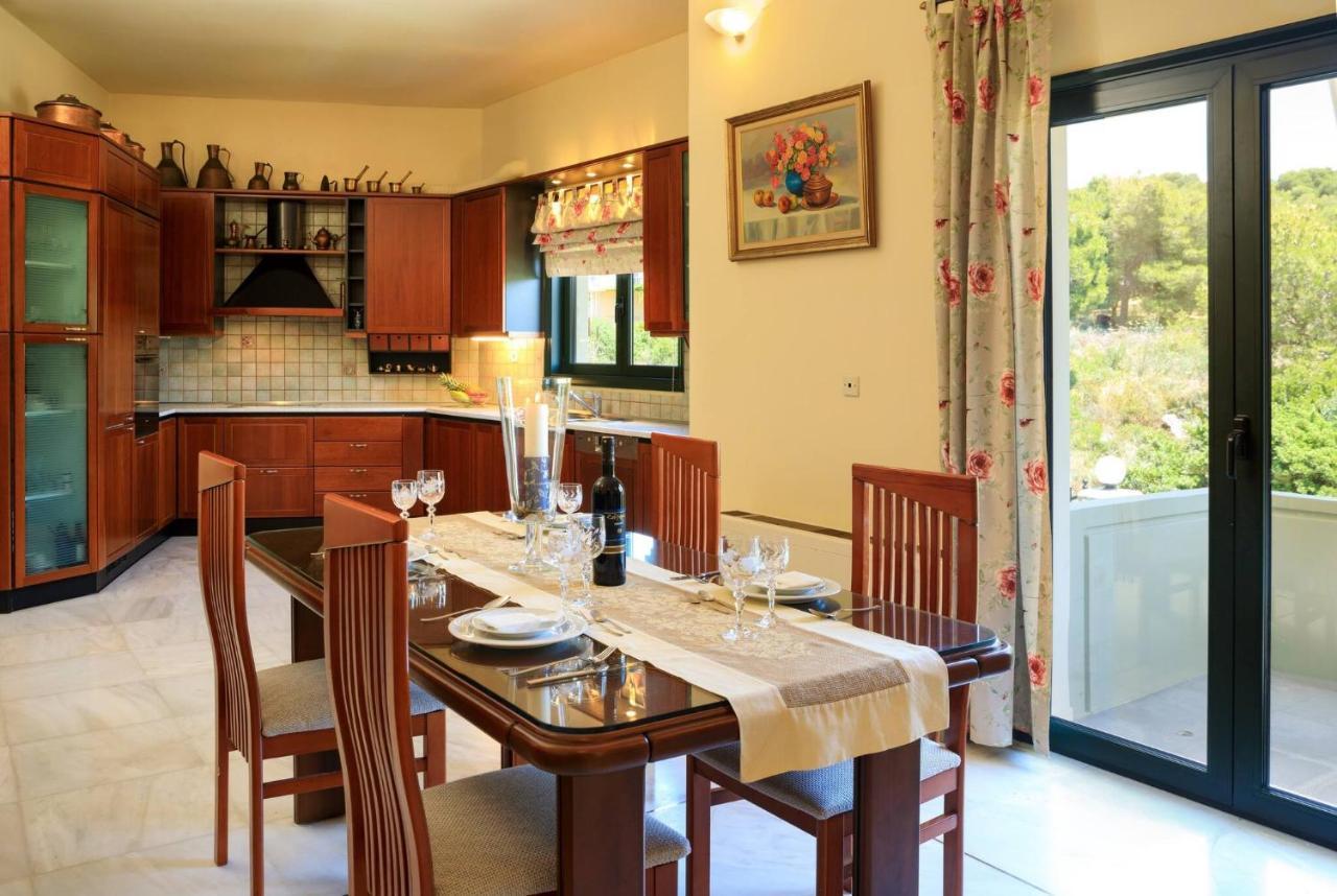Koralia - Chanias Card Postal Majestic View Villa Chania (Crete)