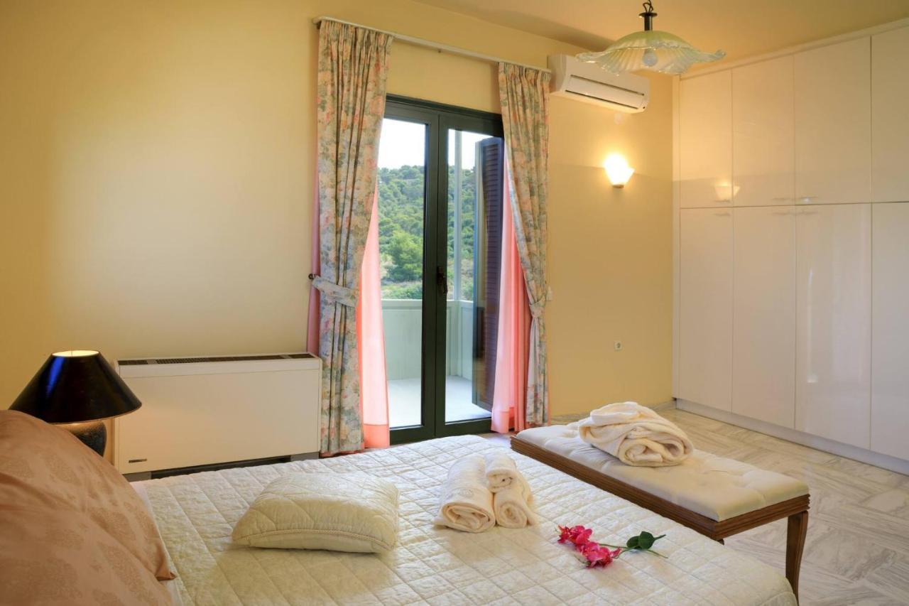 Villa Koralia - Chanias Card Postal Majestic View Chania (Crete)