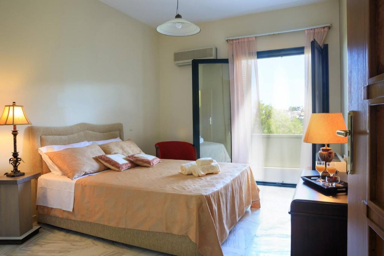 Koralia - Chanias Card Postal Majestic View Villa
