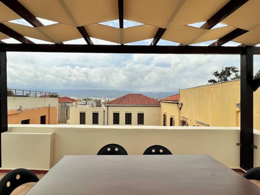 Talos Too, Venetian * Chania (Crete)