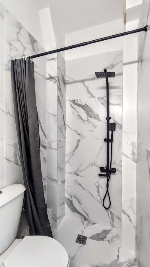 Blue Horizon Studio Apartment *