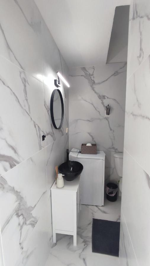 Blue Horizon Studio Apartment