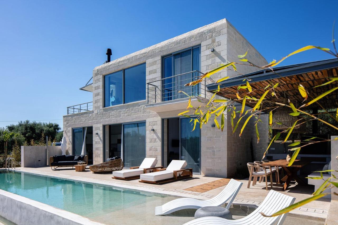 Villa Heniochos *