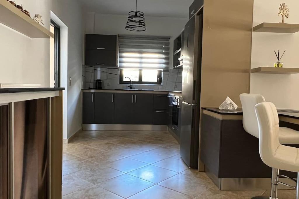 Apartment Anna Kavros Luxury
