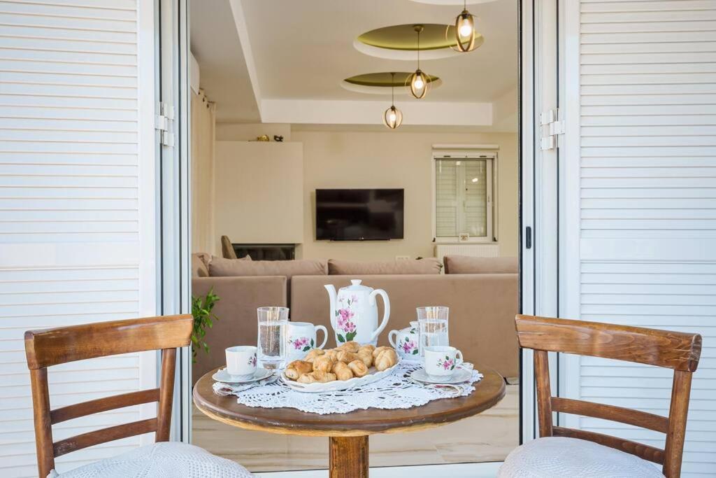 Chania Golden Bliss