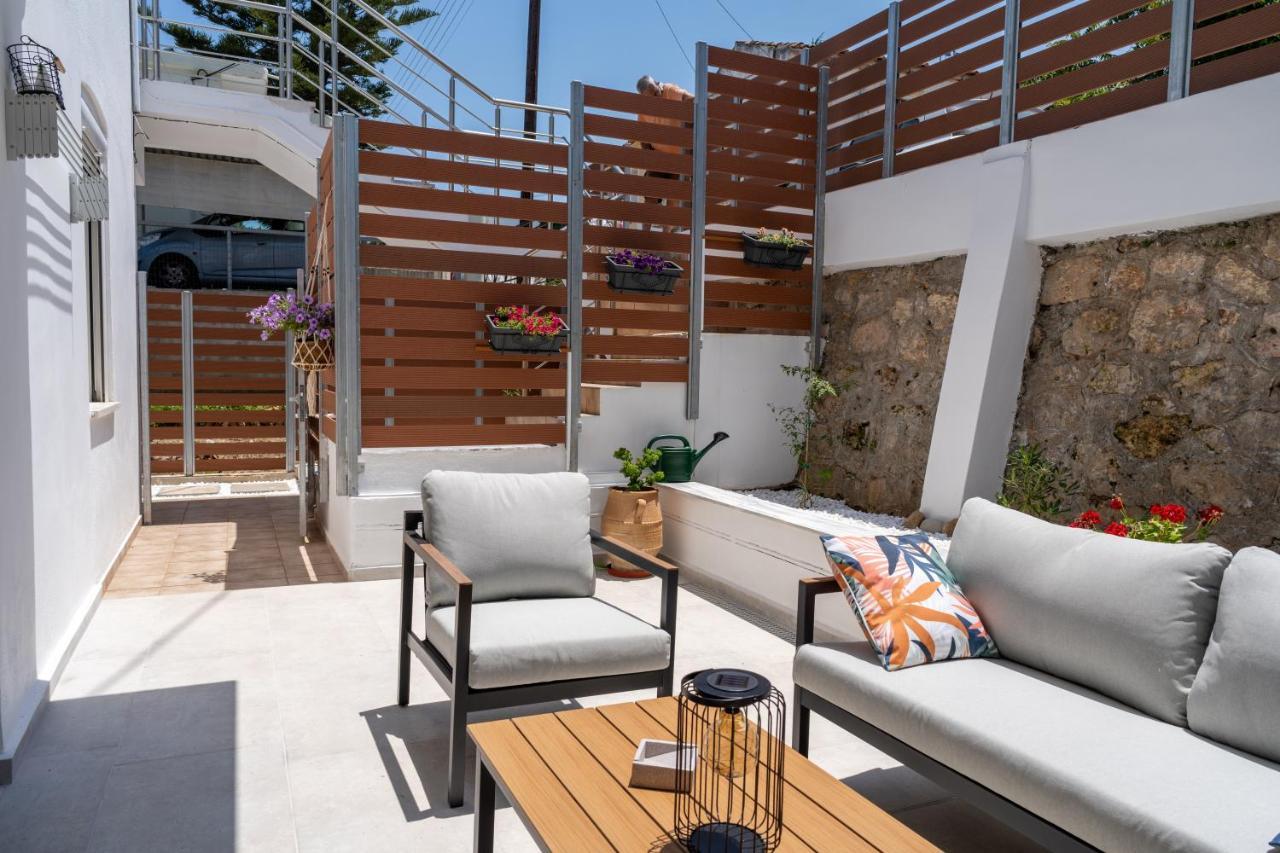 The Garden Of Zephyrus - Halepa Apartment