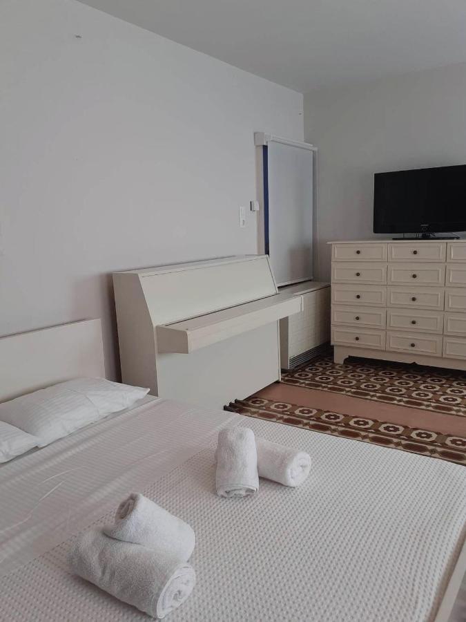Apartment White Rose