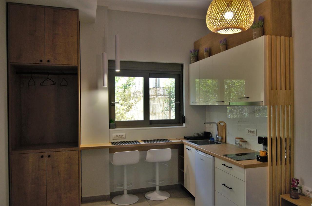 Antigonis Garden House