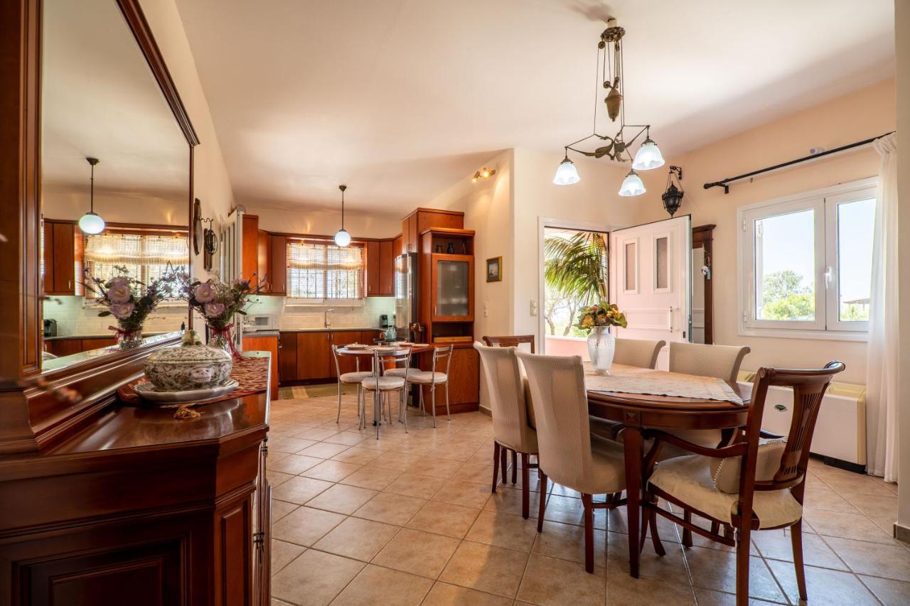 Villa Silva, Garden & Sea View, 3 Bedroom -10 Min Drive From Center Chania (Crete)