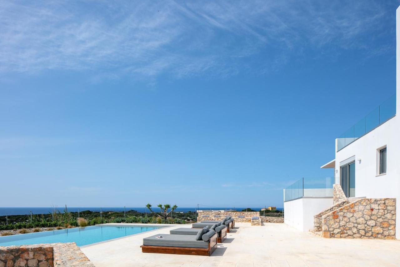 Vista Villa *