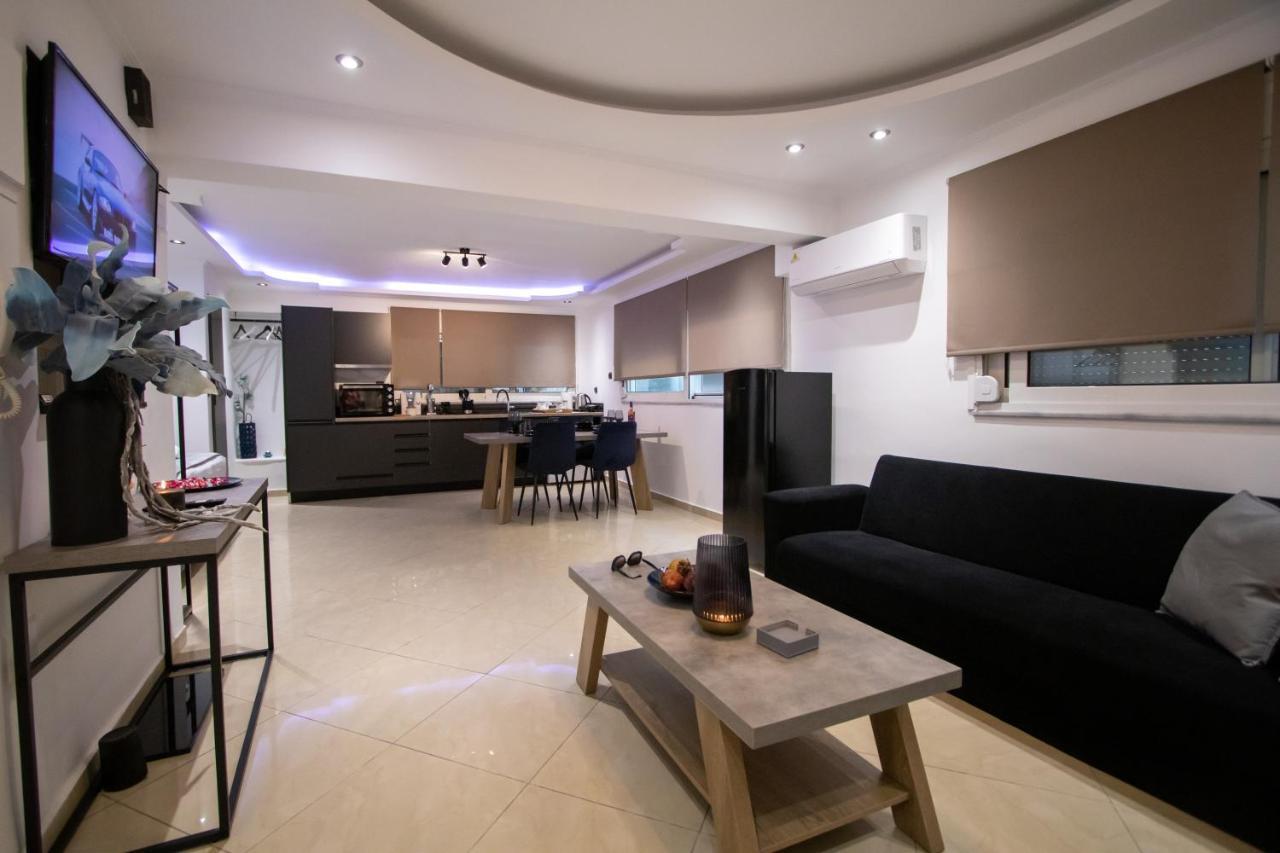 Apartment Black