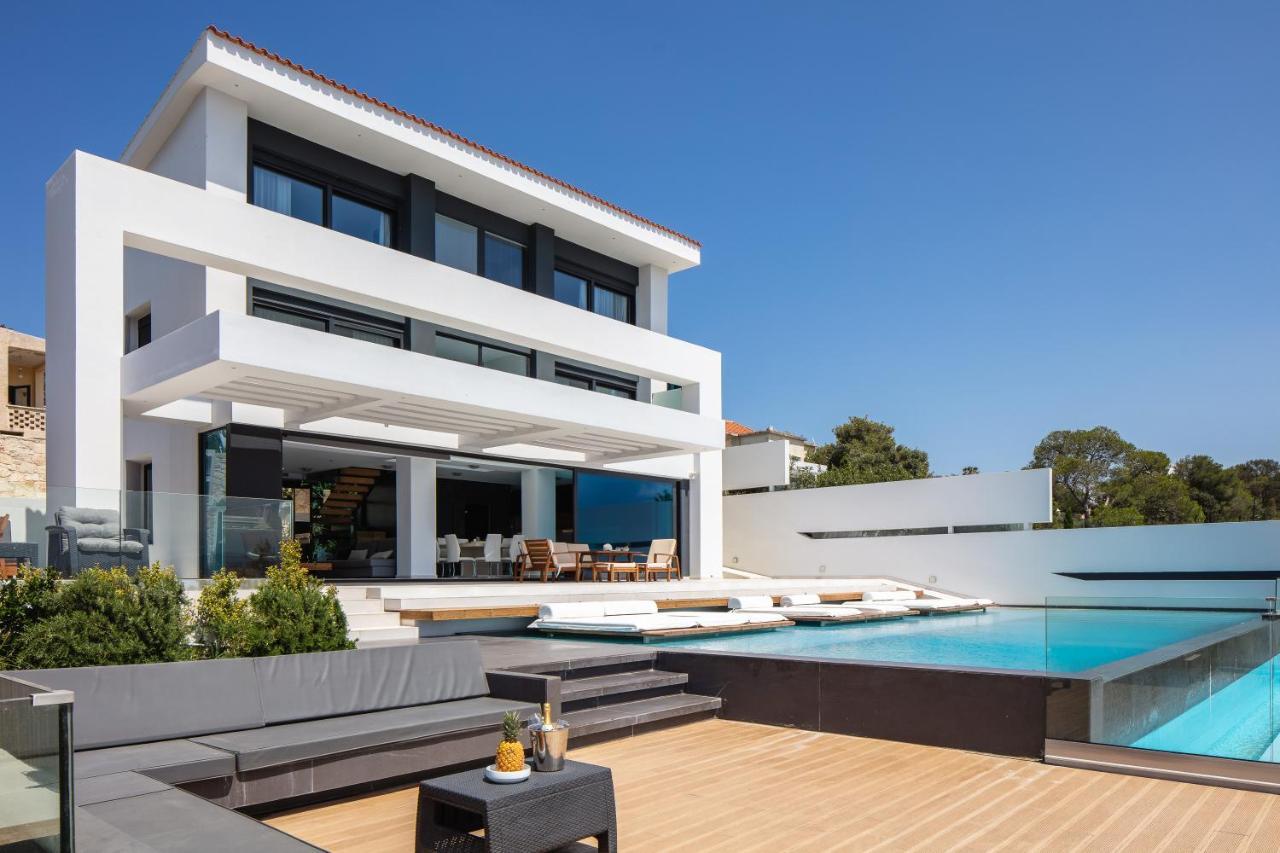 Villa Regal *