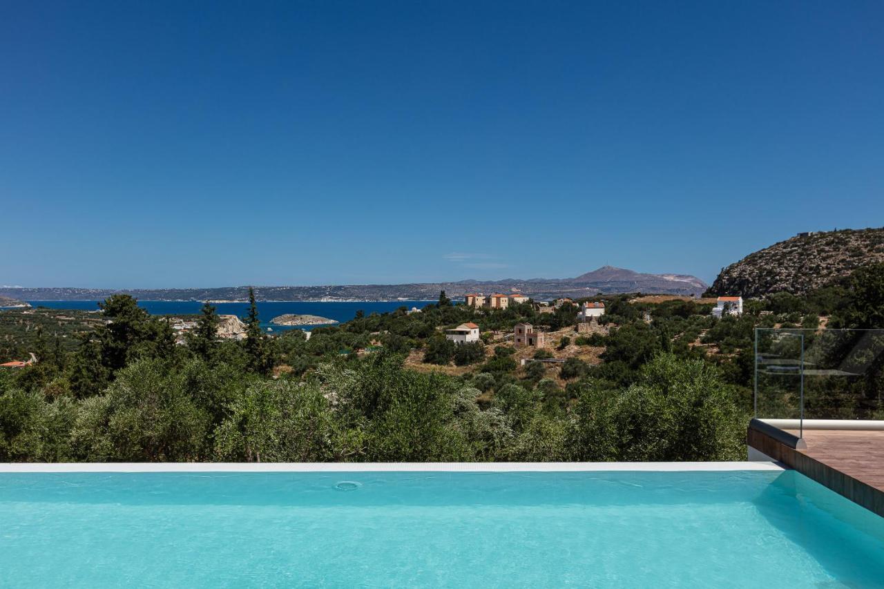 Eloa Luxury Villa *