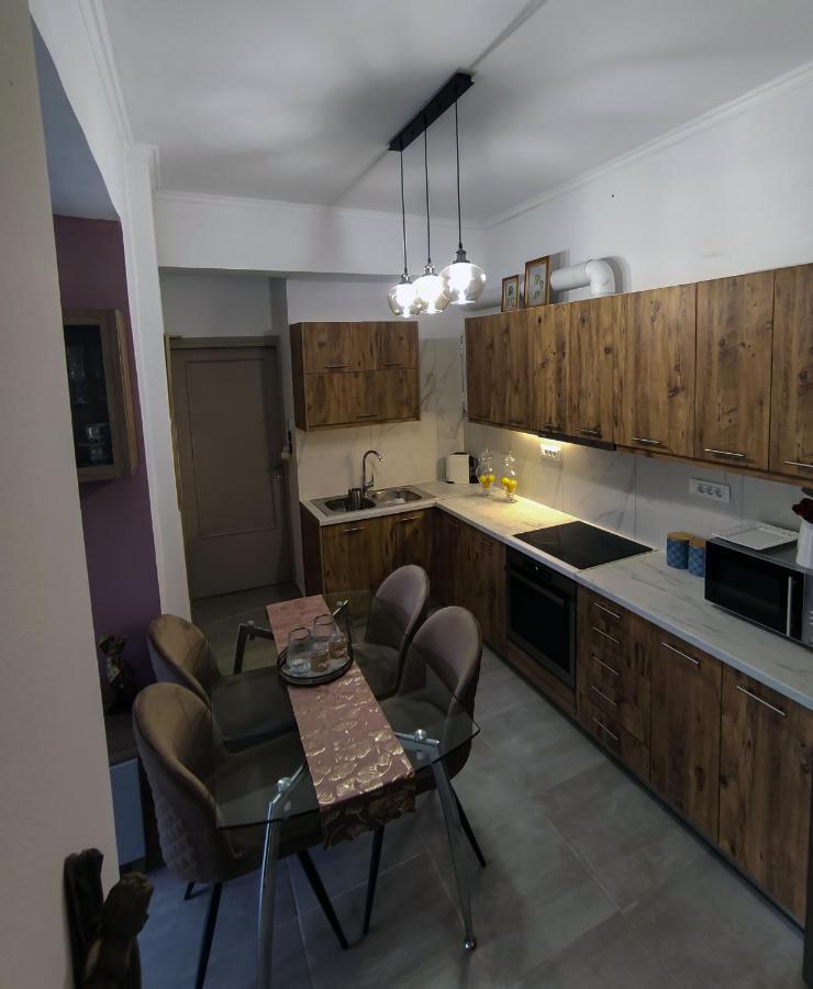 A Pleasant In Chania Apartamento *