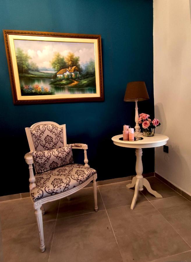 Apartamento A Pleasant In Chania Chrissi Akti Chania