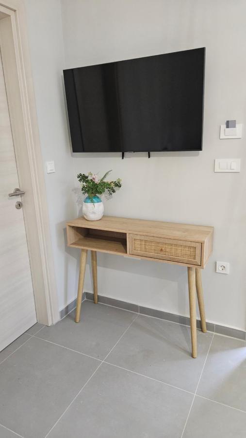 Fanouris Luxury Apartment *