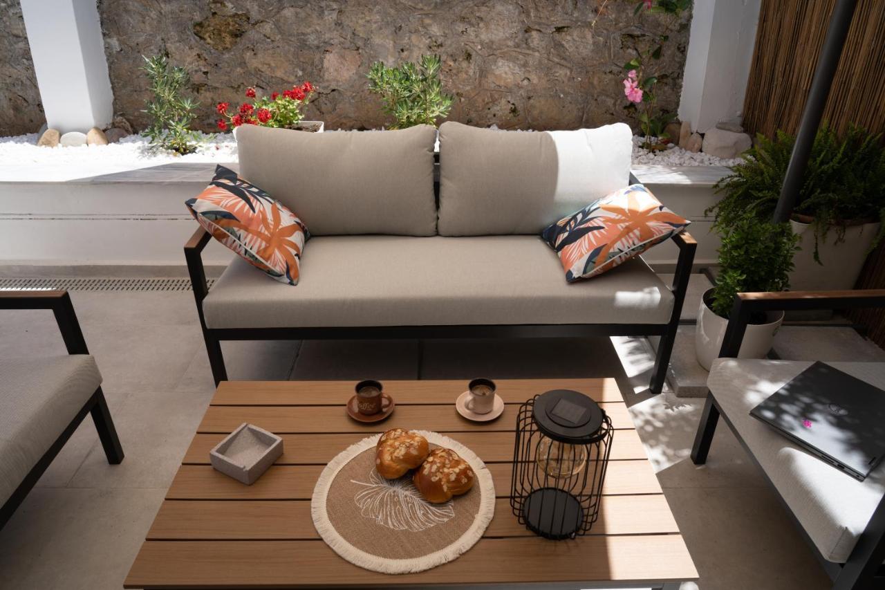 Apartment The Garden Of Zephyrus - Halepa Chania (Crete)