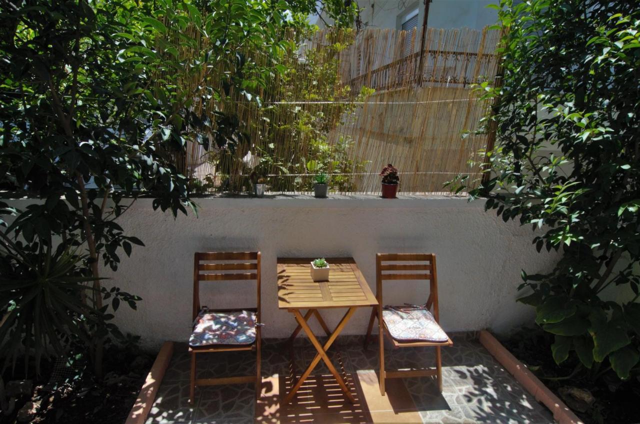 Antigonis Garden House Apartment *