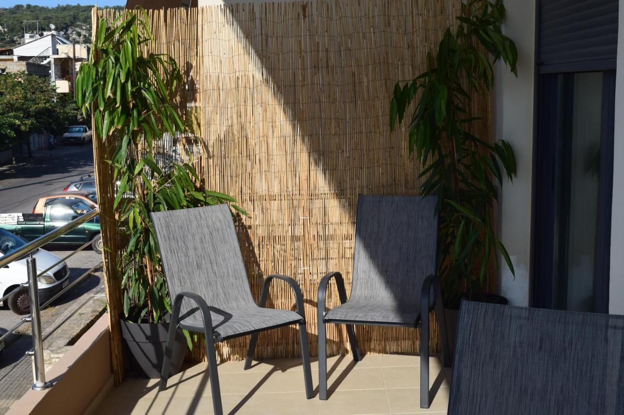 Zoe's Luxury - Private Parking Apartment