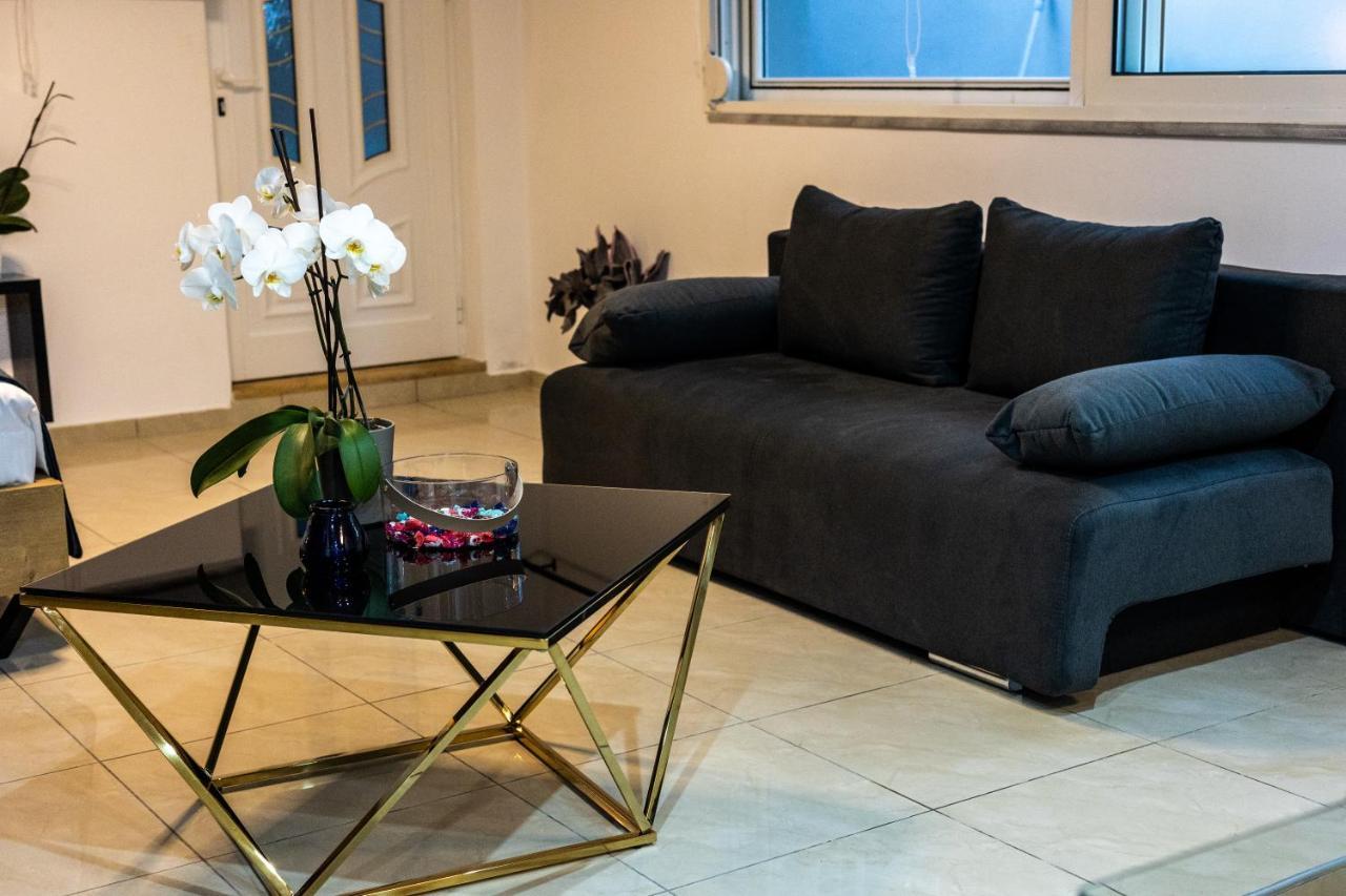 Apartment Black Chania (Crete)