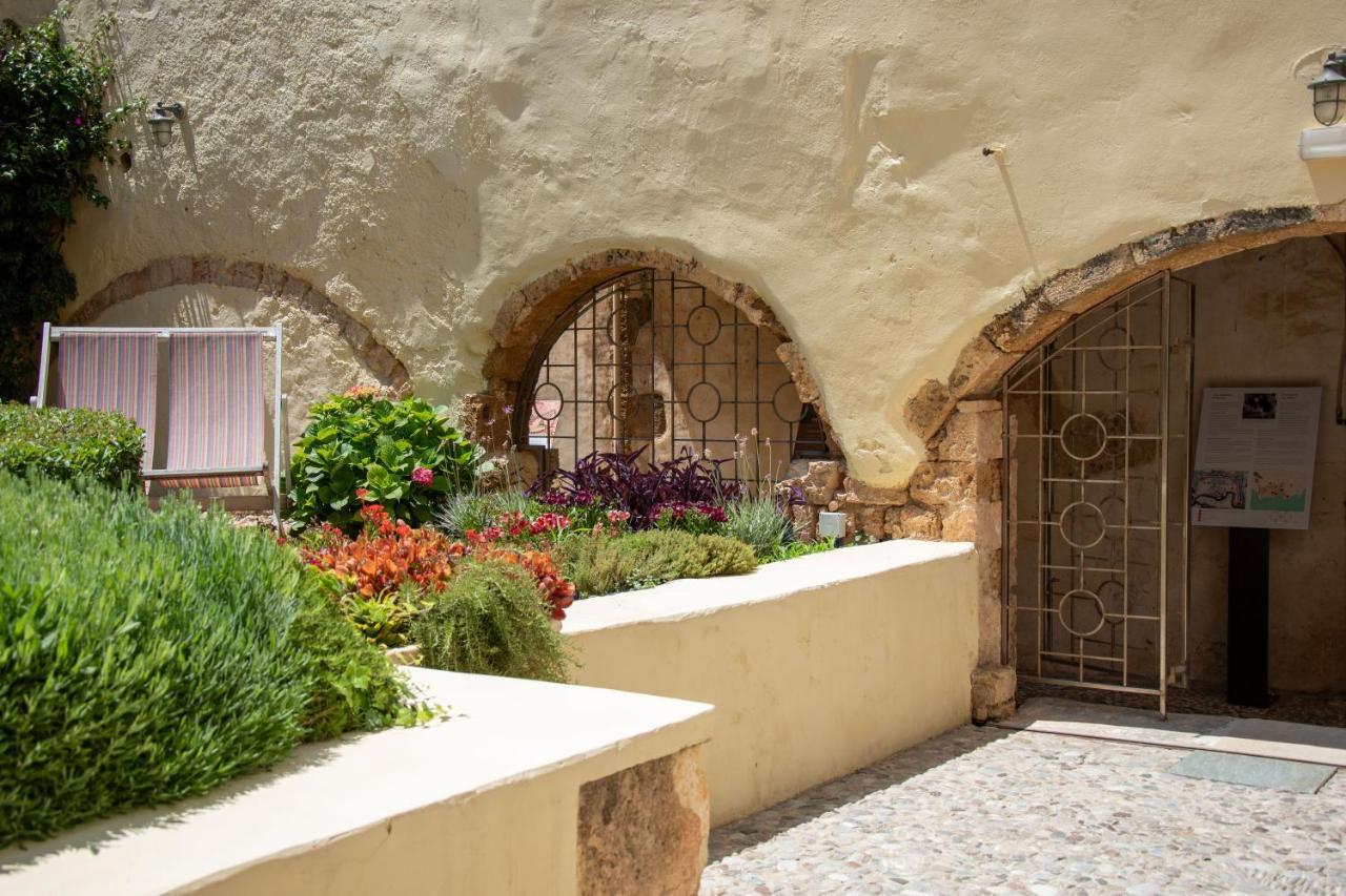 Hotel San Salvatore Monastery 3*