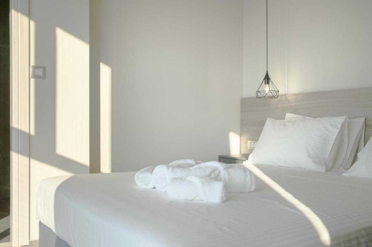 Sky-high Penthouse W. Stunning Views - 01 * Chania (Crete)