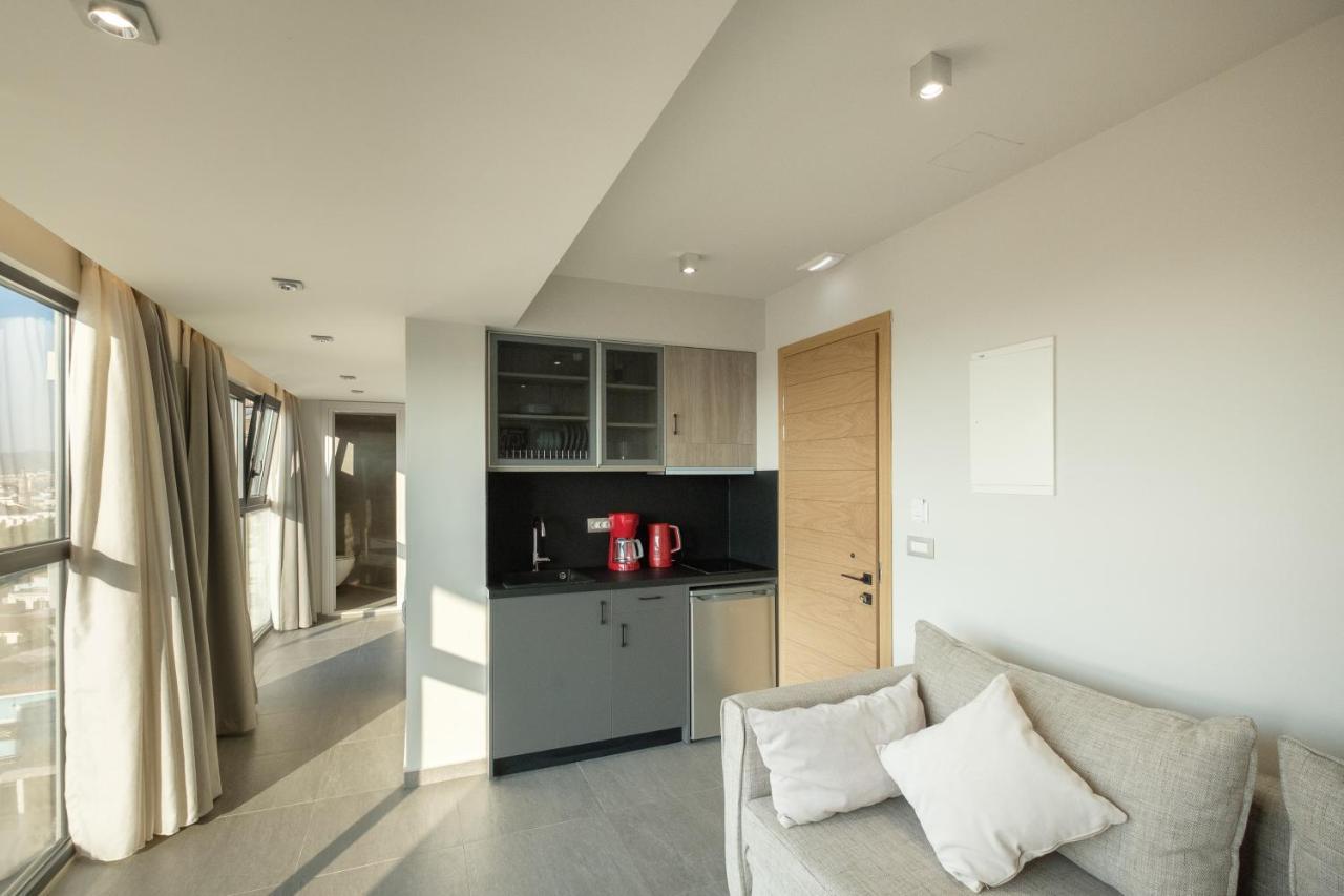 Sky-high Penthouse W. Stunning Views - 01 Chania (Crete)
