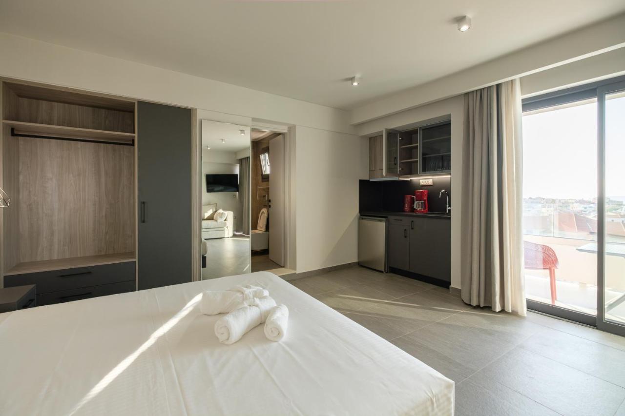 Sky-high Penthouse W. Stunning Views - 03 Chania (Crete)