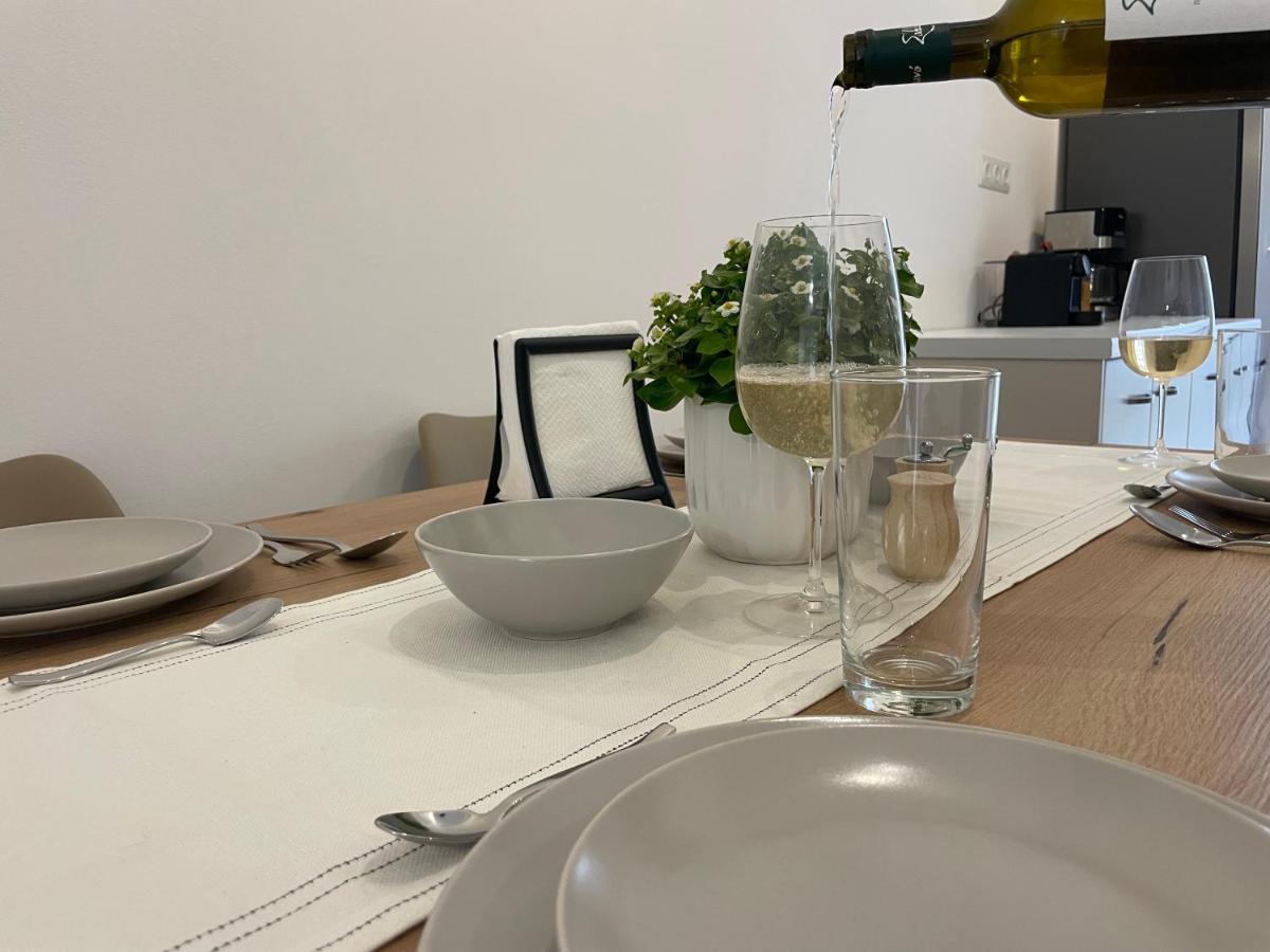 Sk Luxury Apartment *