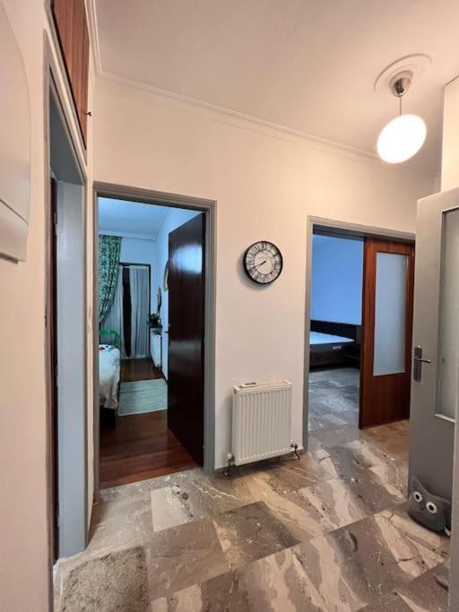 Ad Solem, Apartment