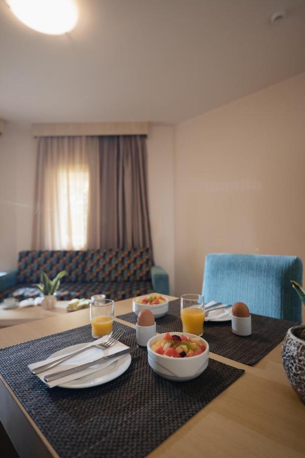 Hotel Molos Bay 4*